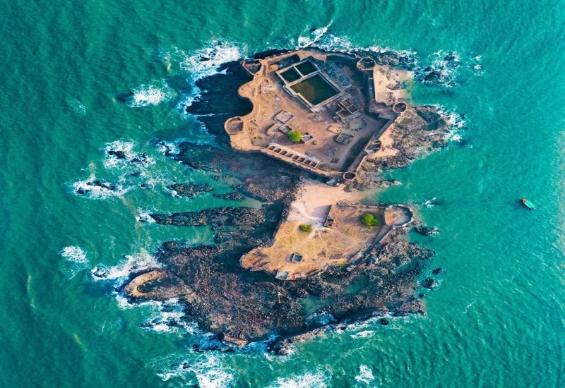 7 MAJESTIC SEA FORTS IN KONKAN YOU MUST VISIT