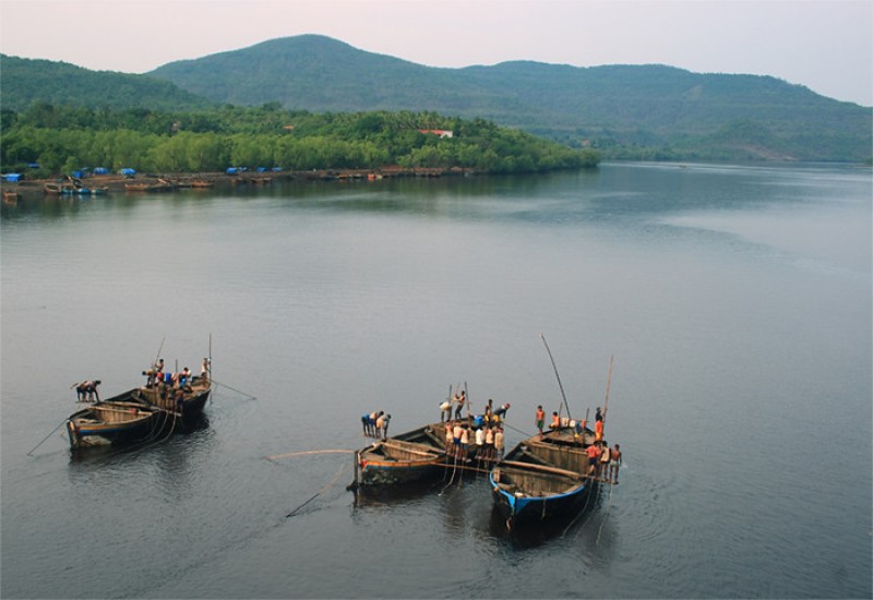 BEAUTIFUL BEACHES IN KONKAN