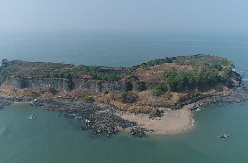 Suvarnadurga Fort