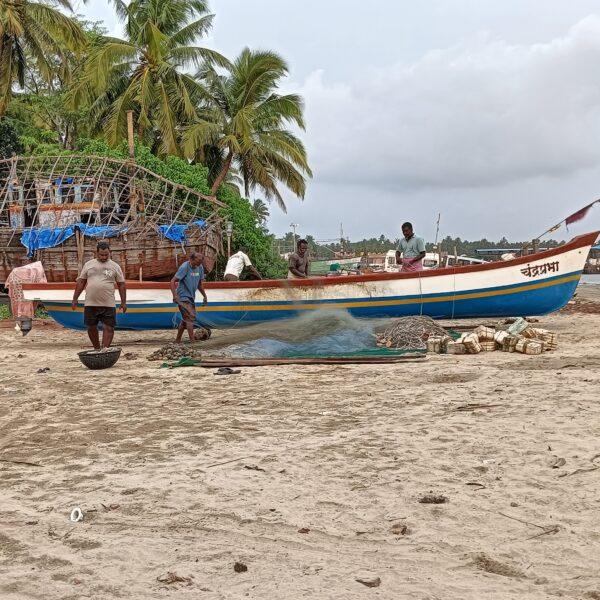 Fisherfolk of Konkan – Their Lives, Boats, and Markets
